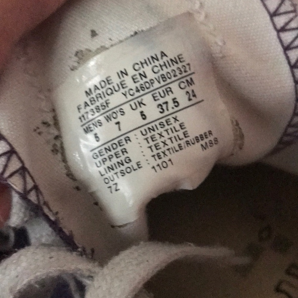 Purple Converse - Picture 4 of 4